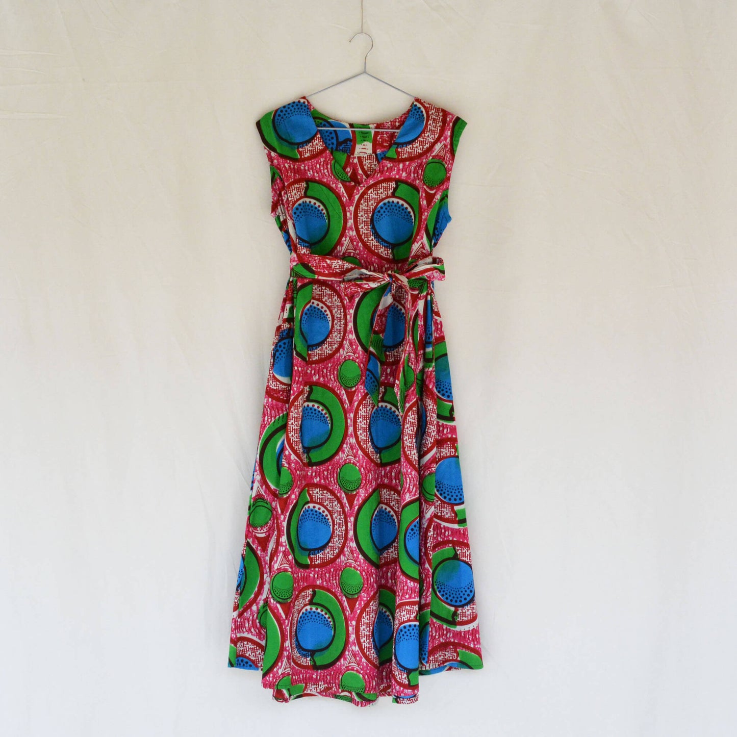 Vネックワンピース